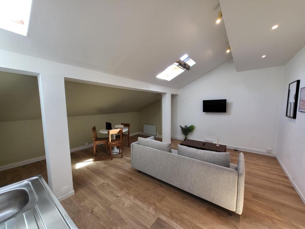 Ferienwohnung Le Neroli Lyon Exterior foto
